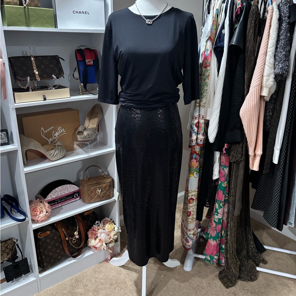 Elegant Black Sequin Skirt
